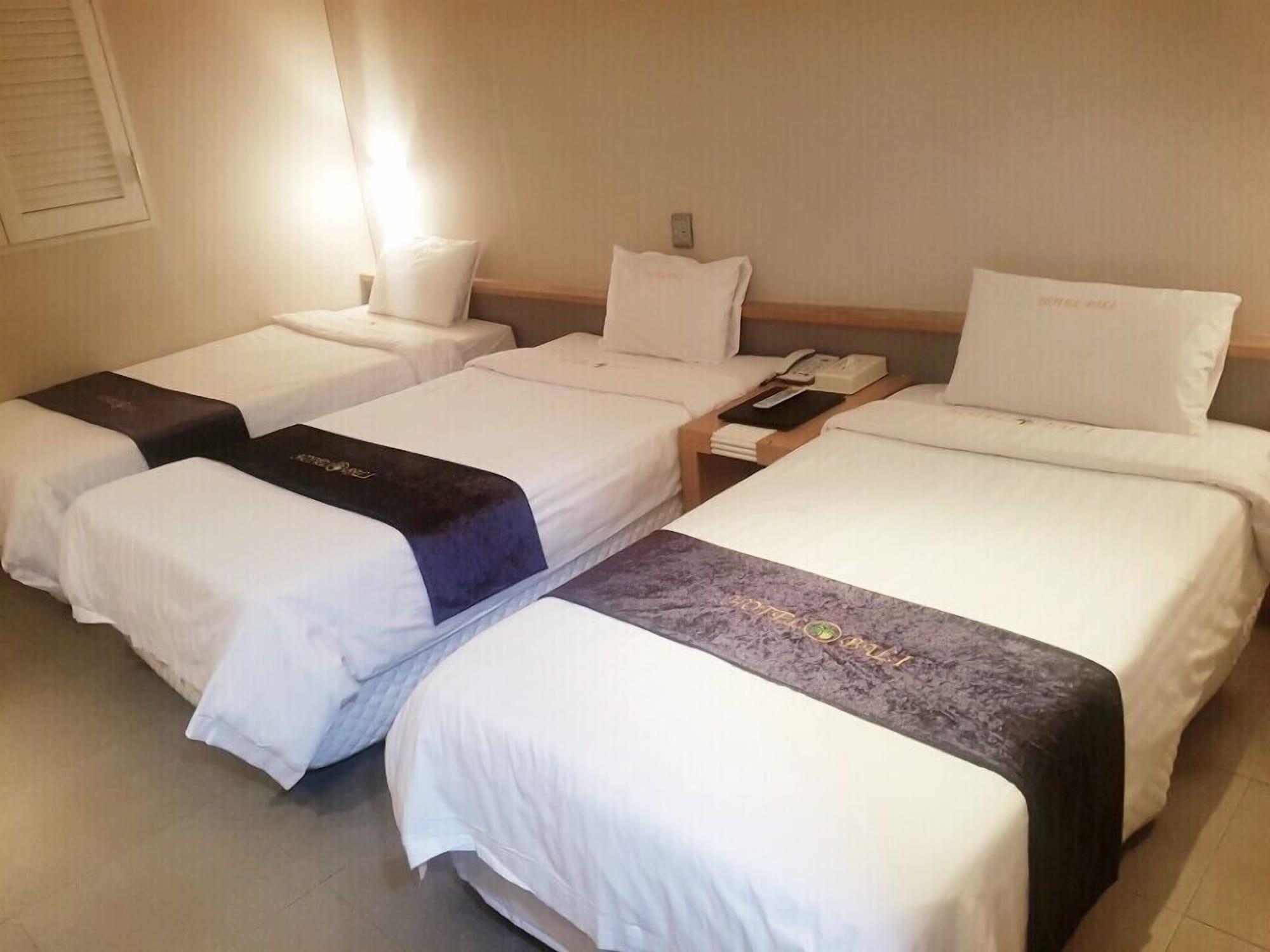 Bali Tourist Hotel Сеул Экстерьер фото