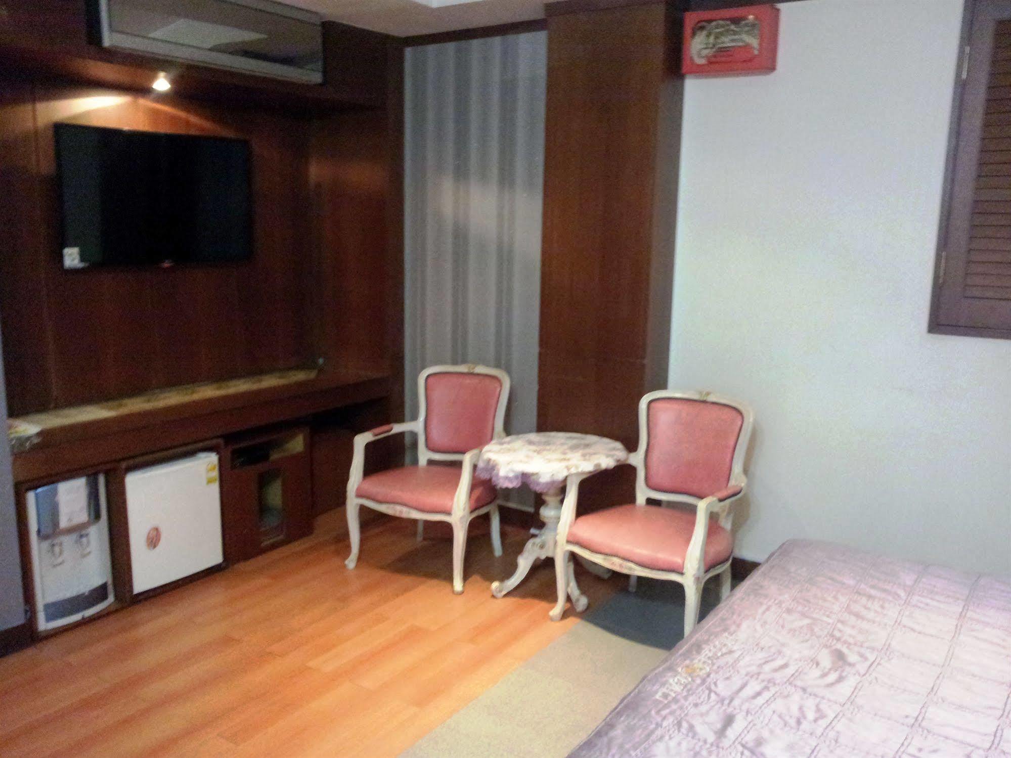 Bali Tourist Hotel Сеул Экстерьер фото